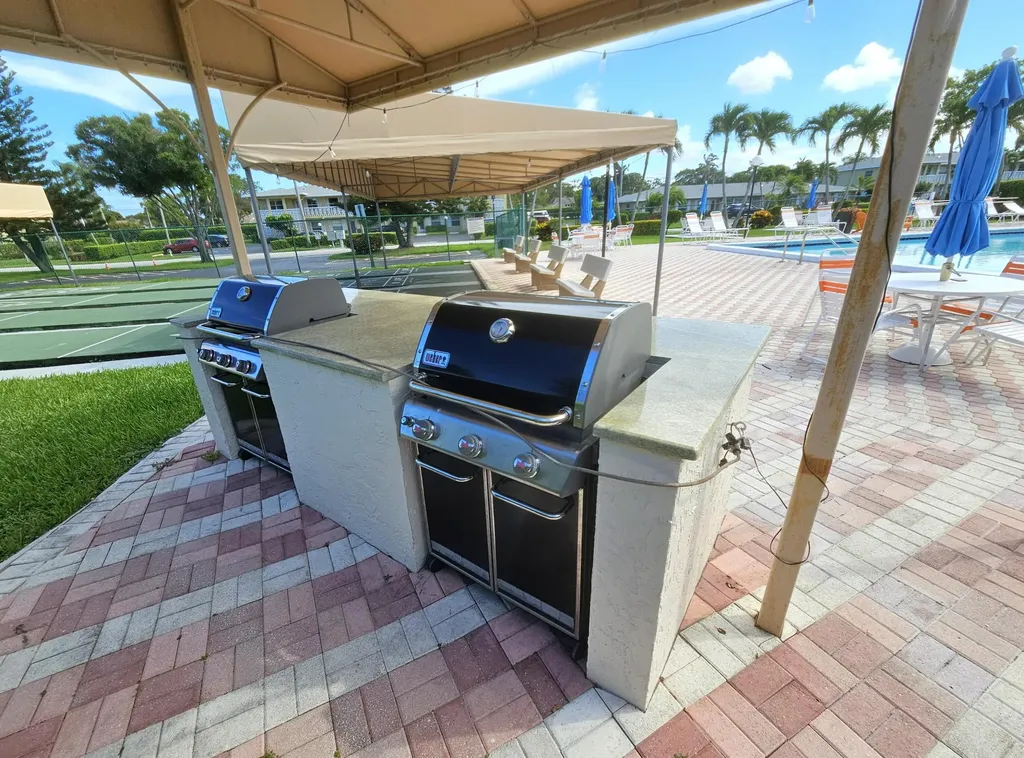 1141 Violet Terrace Delray Beach FL 33445