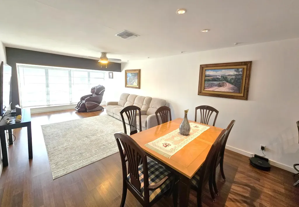 1141 Violet Terrace Delray Beach FL 33445