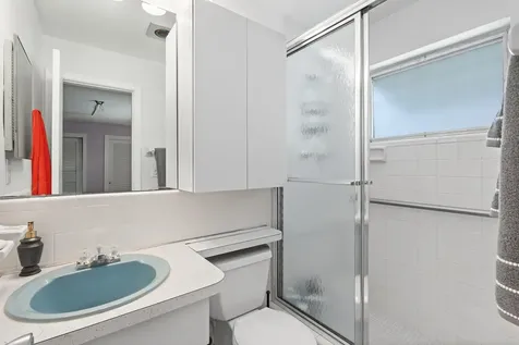 5017 NW 49th Road Tamarac FL 33319
