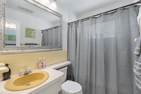 5017 NW 49th Road Tamarac FL 33319