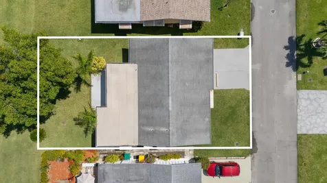 5017 NW 49th Road Tamarac FL 33319