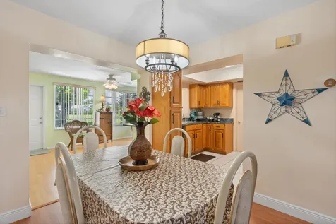 5017 NW 49th Road Tamarac FL 33319