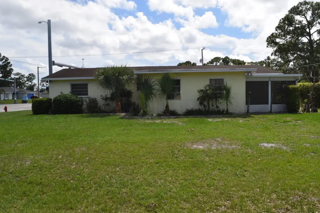 1881 SE Airoso Boulevard Port St Lucie FL 34984