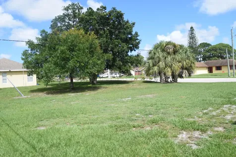 1881 SE Airoso Boulevard Port St Lucie FL 34984