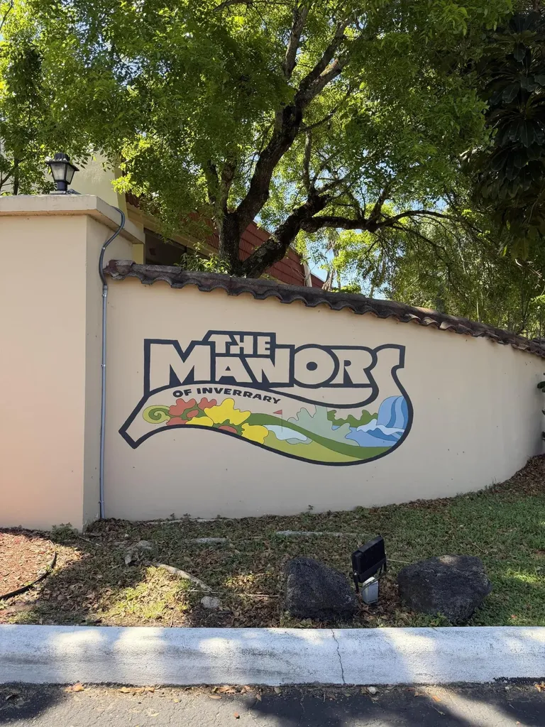4174 Inverrary Drive Lauderhill FL 33319