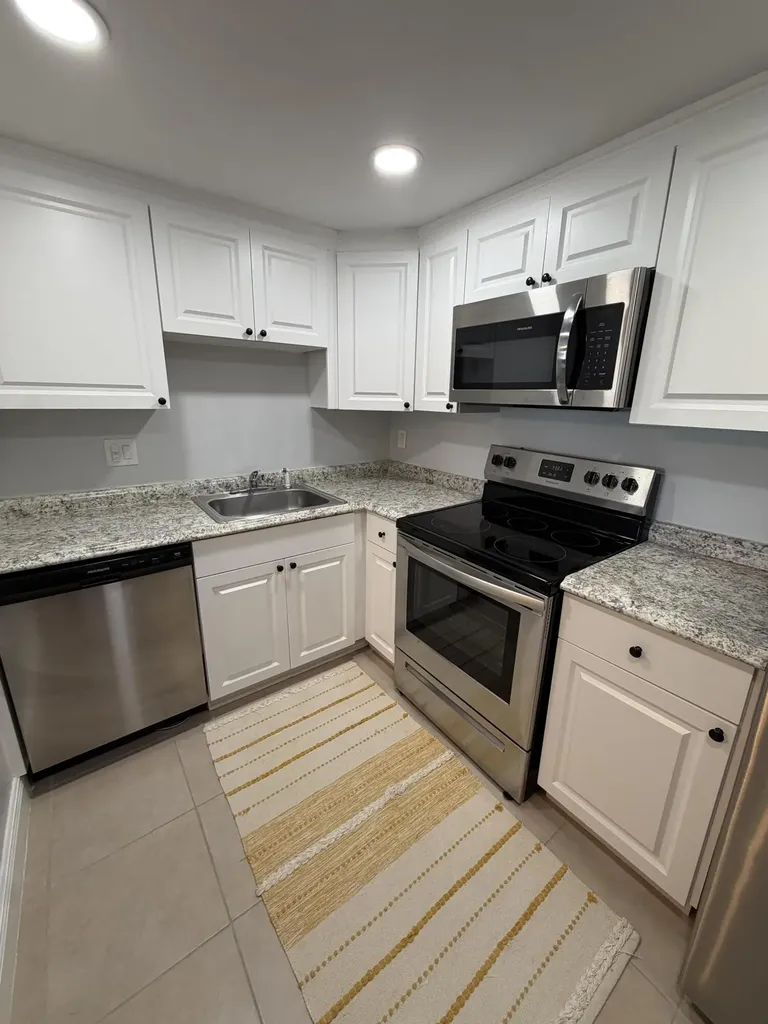 4174 Inverrary Drive Lauderhill FL 33319