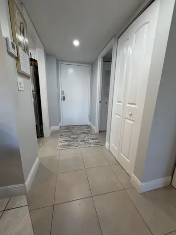 4174 Inverrary Drive Lauderhill FL 33319