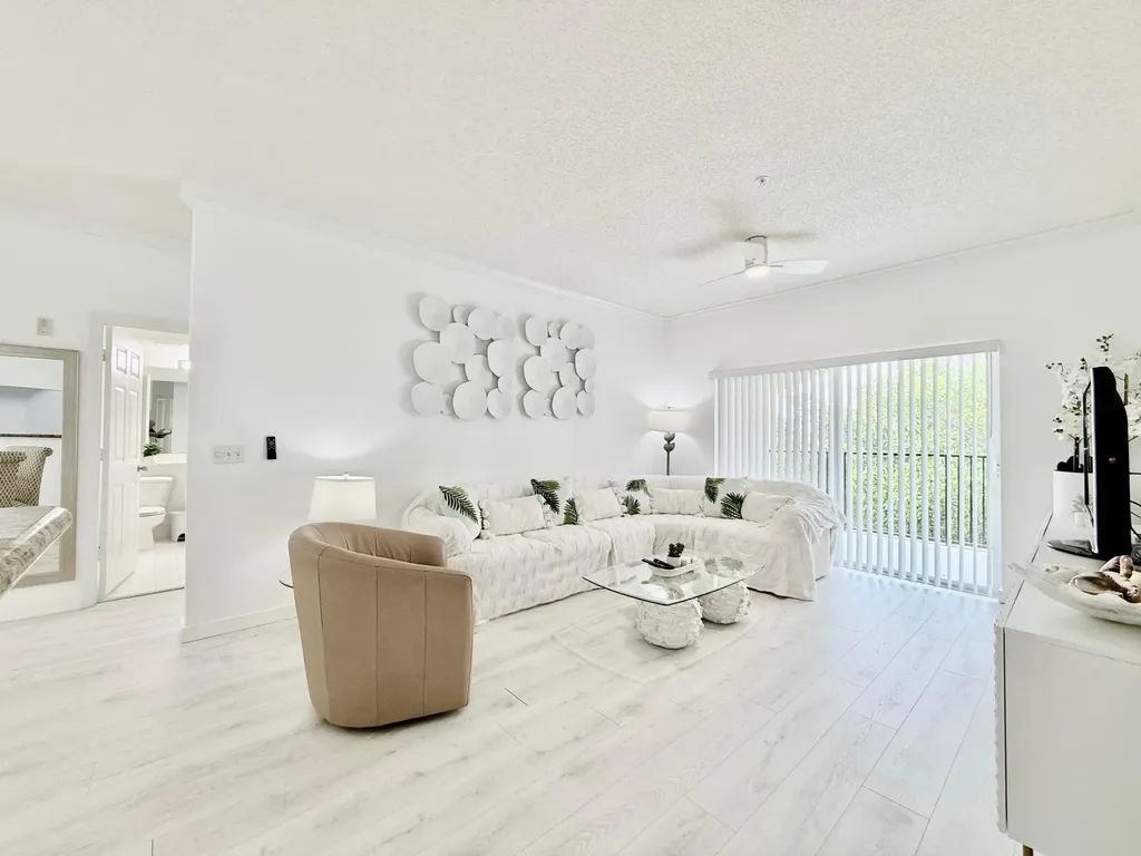4404 Tuscany Way Boynton Beach FL 33435