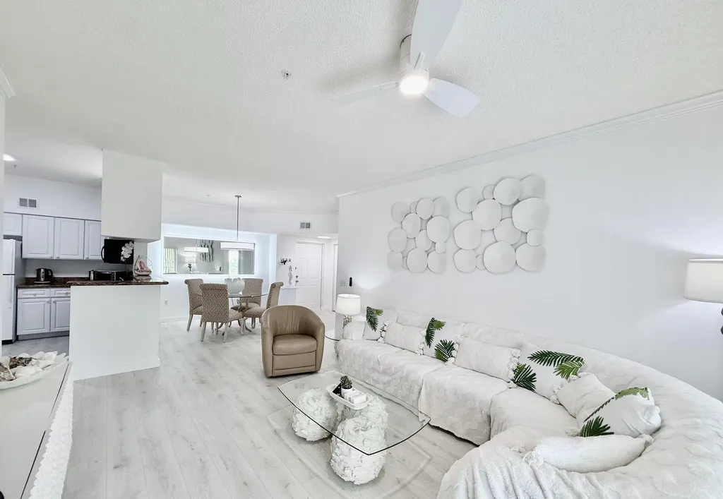 4404 Tuscany Way Boynton Beach FL 33435