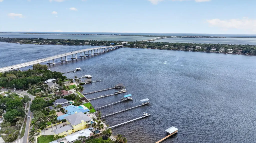 1887 SE Ocean Cove Way Stuart FL 34996