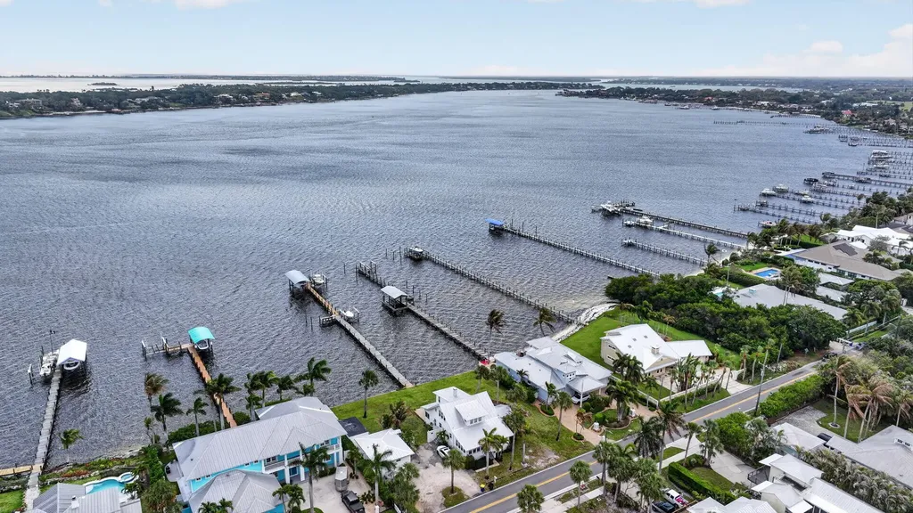 1887 SE Ocean Cove Way Stuart FL 34996