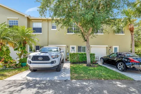 2061 SE Glen Ridge Drive Port St Lucie FL 34952