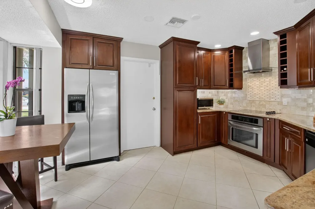 9901 Majorca Place Boca Raton FL 33434