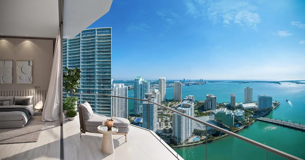77 SE 5th Street Miami FL 33131