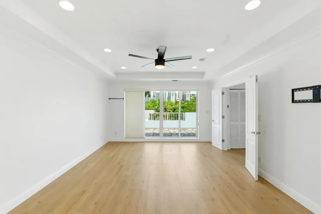 915 W Las Olas Boulevard Fort Lauderdale FL 33312