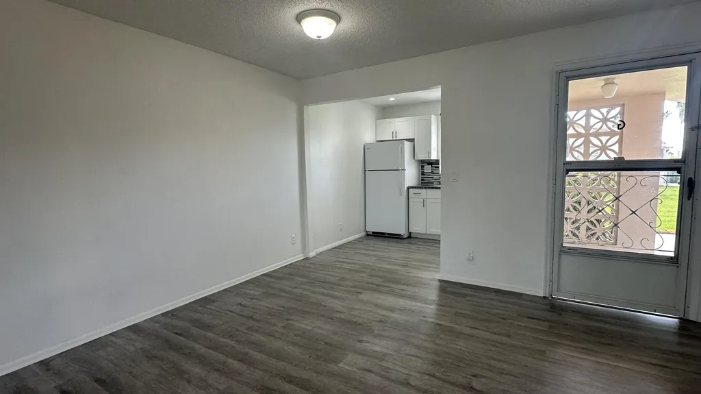 2723 Dudley Drive W West Palm Beach FL 33415
