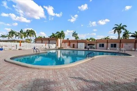 2723 Dudley Drive W West Palm Beach FL 33415