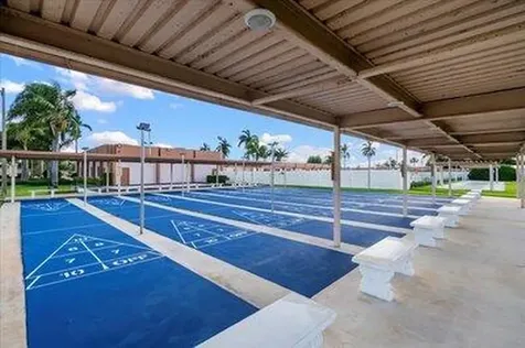 2723 Dudley Drive W West Palm Beach FL 33415