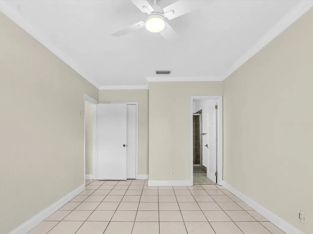 3421 NE 15th Avenue Oakland Park FL 33334