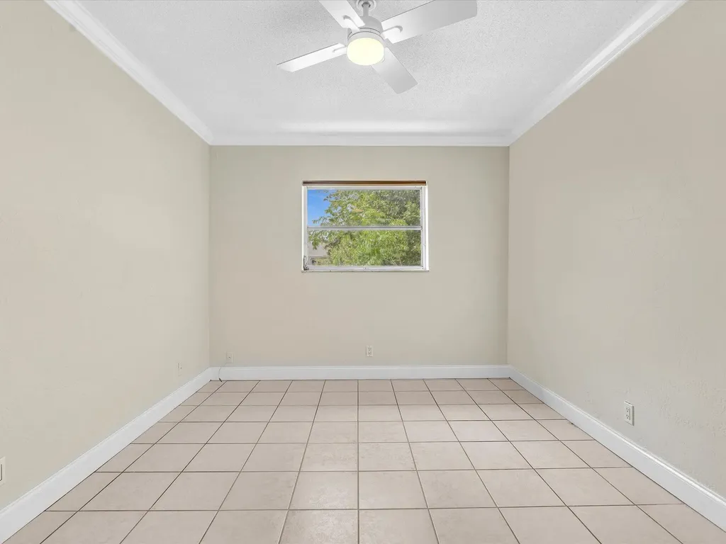 3421 NE 15th Avenue Oakland Park FL 33334