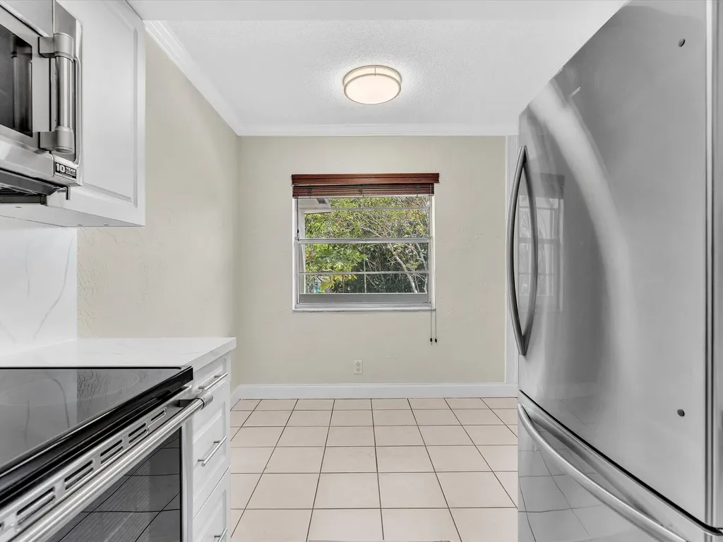 3421 NE 15th Avenue Oakland Park FL 33334