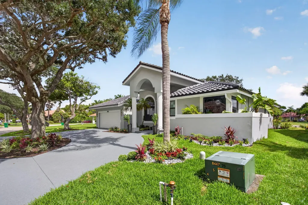 8521 NW 43rd Court Coral Springs FL 33065