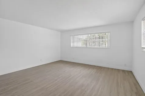 4811 NW 20th Street Lauderhill FL 33313