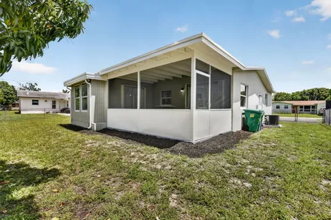4811 NW 20th Street Lauderhill FL 33313