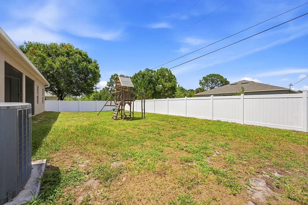 3757 SW Kistler Street Port St Lucie FL 34953