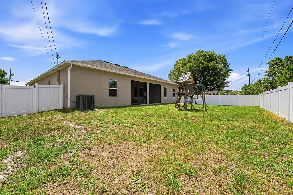 3757 SW Kistler Street Port St Lucie FL 34953