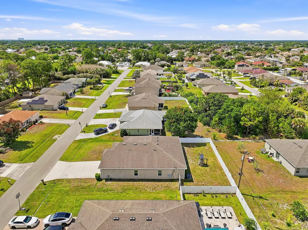 3757 SW Kistler Street Port St Lucie FL 34953