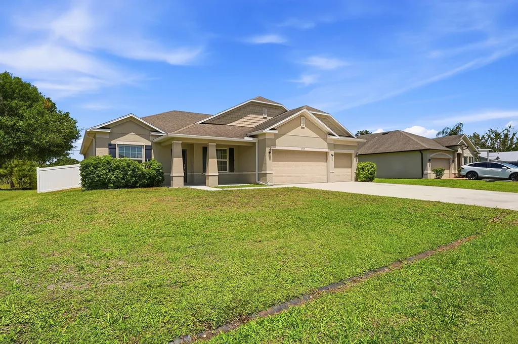 3757 SW Kistler Street Port St Lucie FL 34953