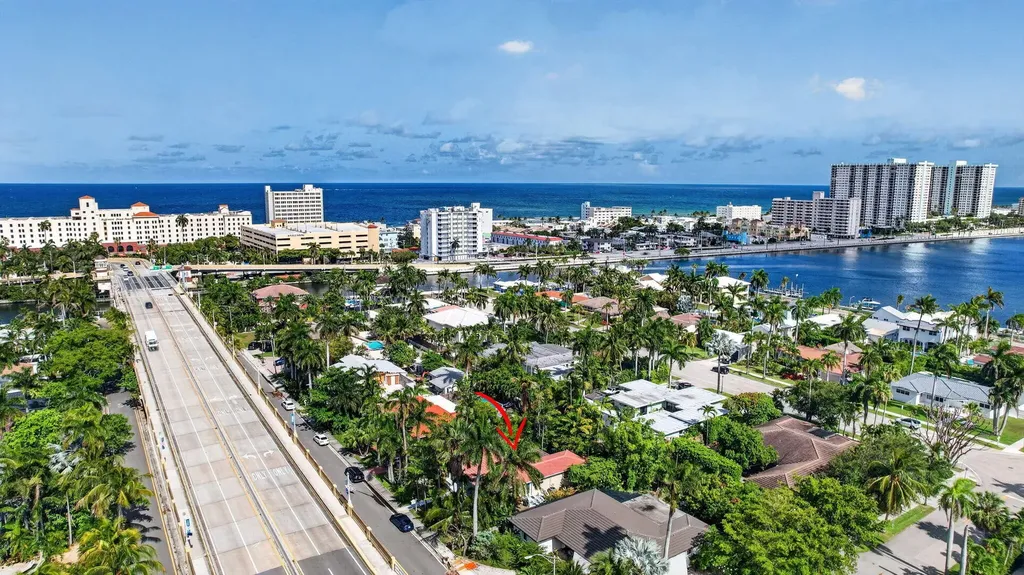 742 Hollywood Boulevard Hollywood FL 33019