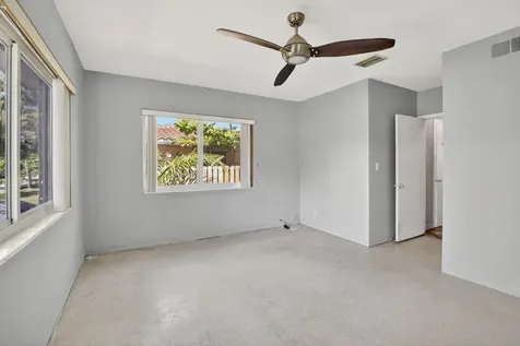 742 Hollywood Boulevard Hollywood FL 33019