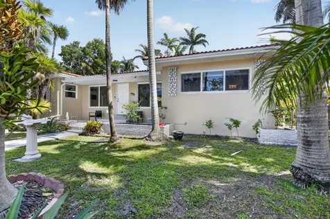 742 Hollywood Boulevard Hollywood FL 33019