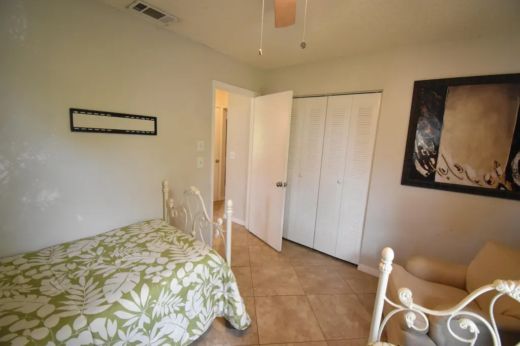 9426 Southampton Place Boca Raton FL 33434