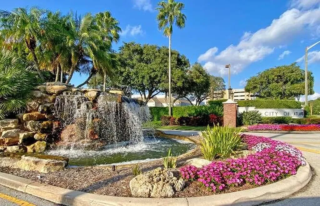 437 French Royale Circle Atlantis FL 33462