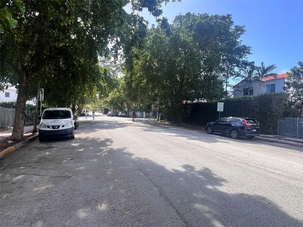 919 Michigan Avenue Miami Beach FL 33139