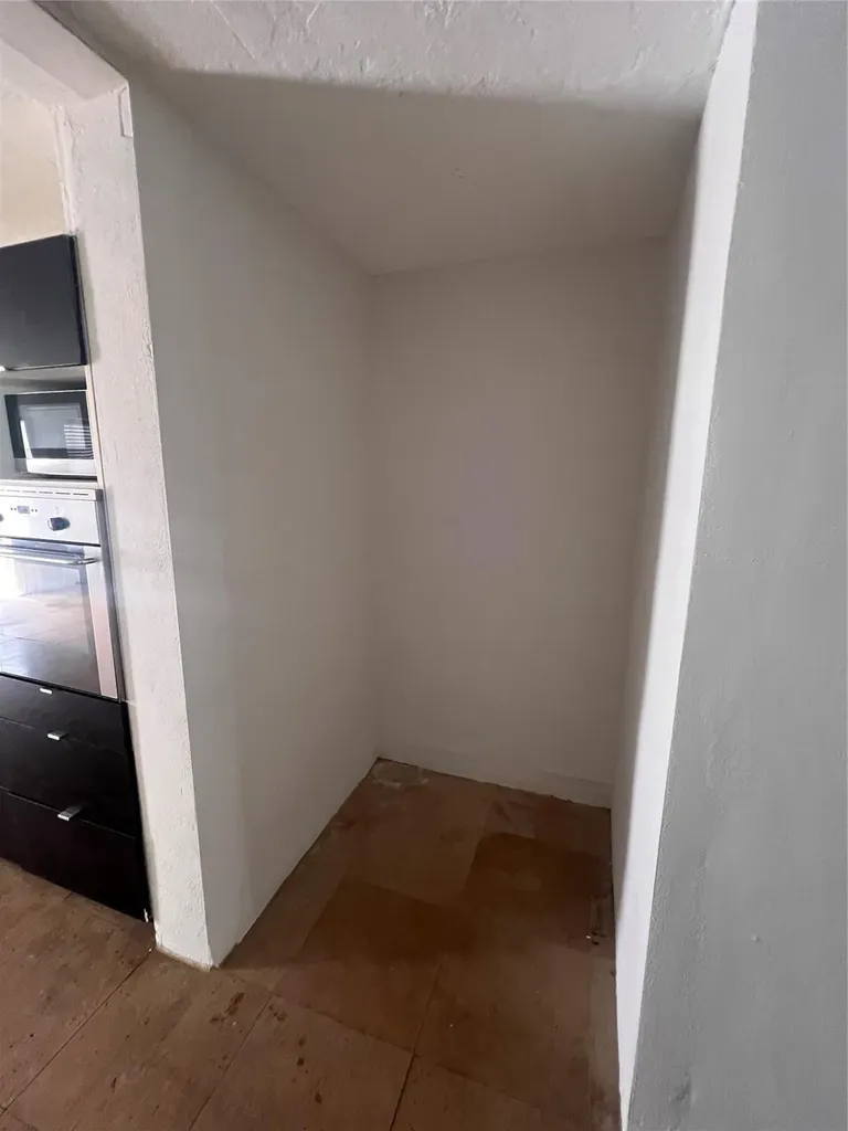 919 Michigan Avenue Miami Beach FL 33139