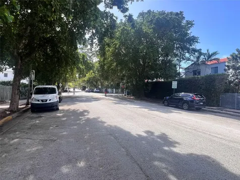 919 Michigan Avenue Miami Beach FL 33139