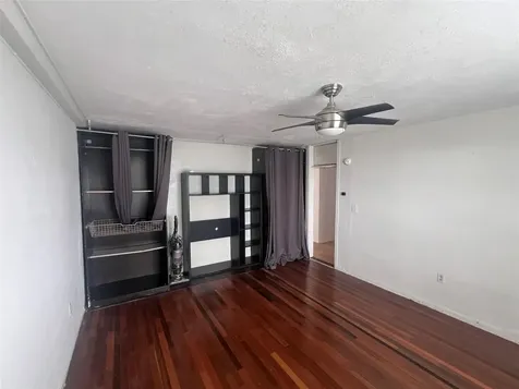 919 Michigan Avenue Miami Beach FL 33139