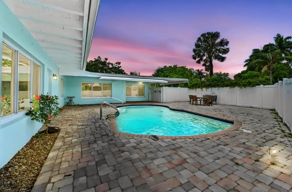 2224 NW 6th Terrace Wilton Manors FL 33311