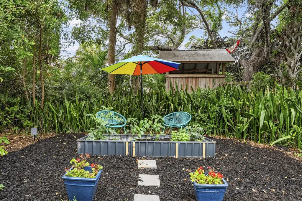 7 Worth Court Sewalls Point FL 34996