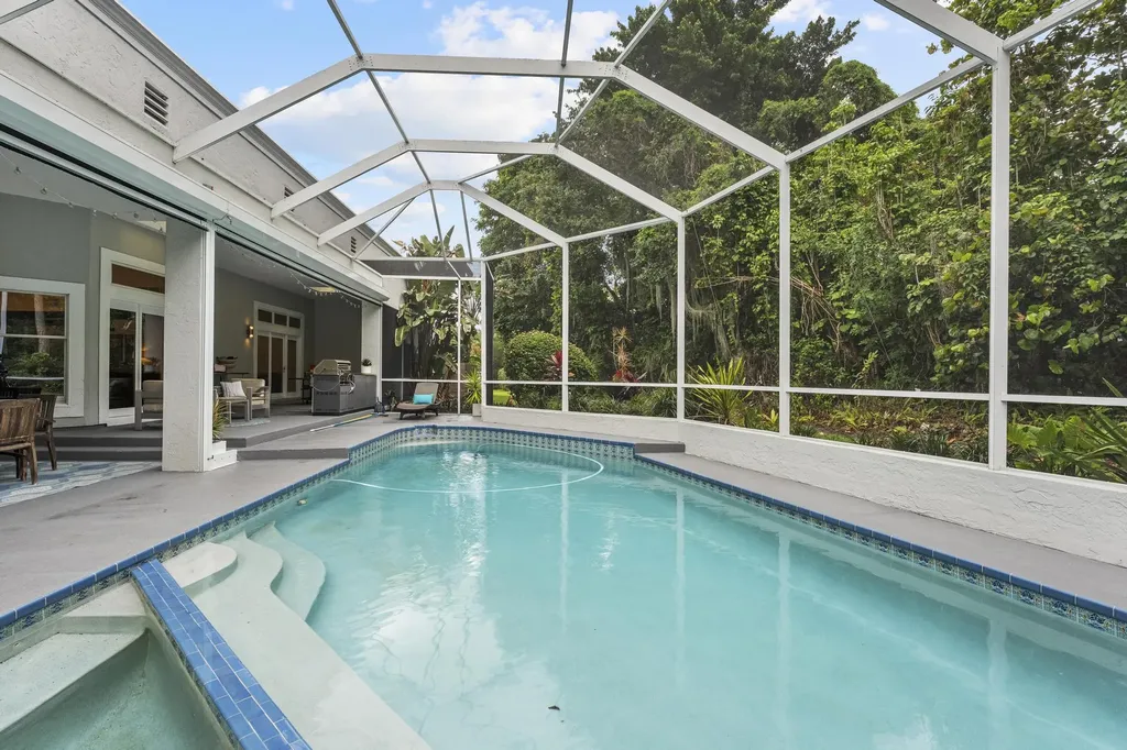 7 Worth Court Sewalls Point FL 34996