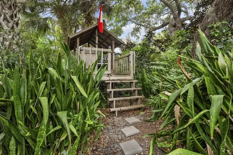 7 Worth Court Sewalls Point FL 34996