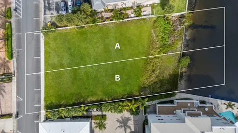 39 SE Seminole Street Stuart FL 34994