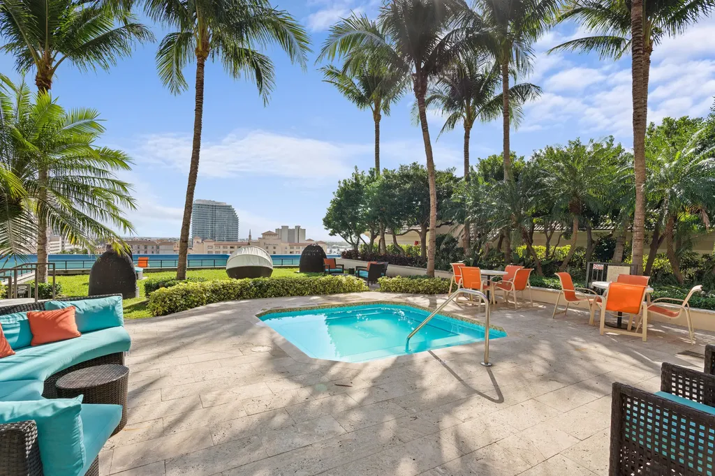 550 Okeechobee Boulevard West Palm Beach FL 33401