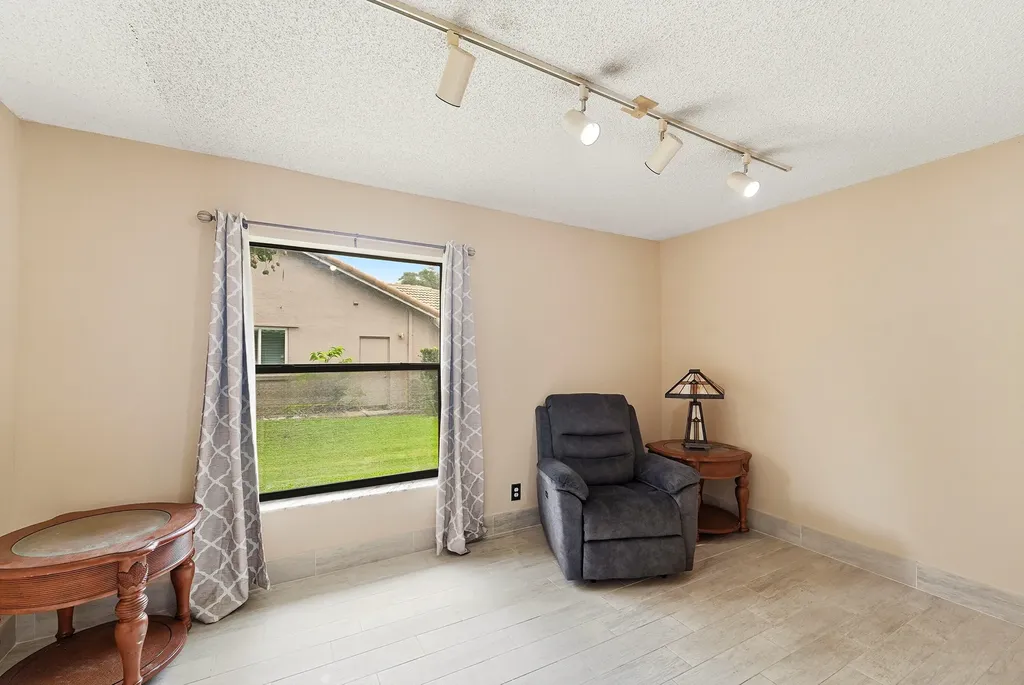 12177 NW 1st Street Coral Springs FL 33071