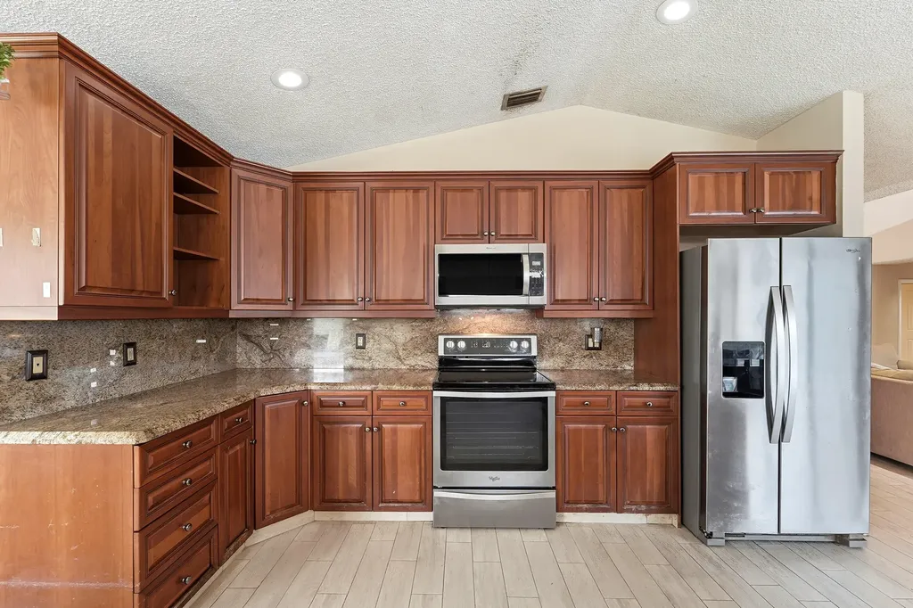 12177 NW 1st Street Coral Springs FL 33071