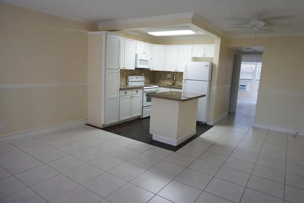 34 Andover B West Palm Beach FL 33417